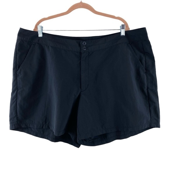Eddie Bauer Women’s Plus Size 100% Nylon Athletic Hiking Style Shorts Sz 24W - Picture 1 of 8